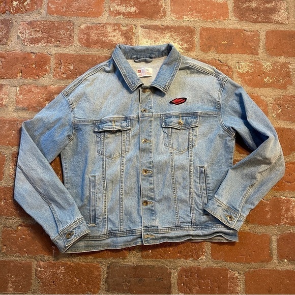 Target Pride New York 1969 Stonewall Riots Denim Jacket Womens XL Blue Button - Picture 1 of 16
